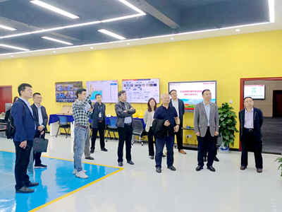 數(shù)字文創(chuàng)賦能，共筑湘江實(shí)驗(yàn)室新篇章——何繼善、范國(guó)濱院士一行蒞臨我校共商發(fā)展大計(jì)